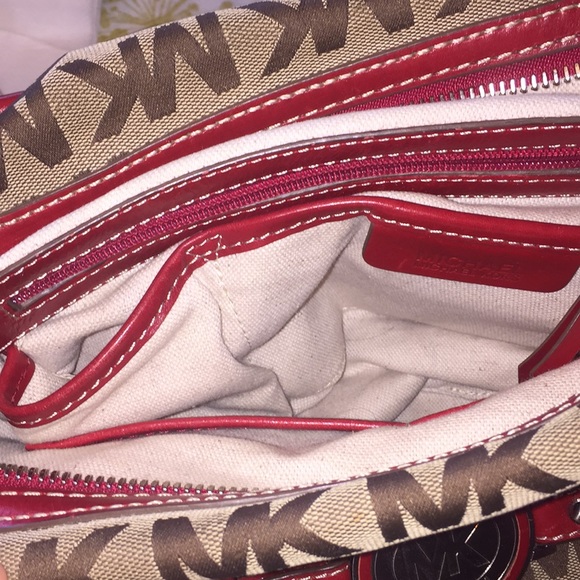 Michael Kors Signature Jacquard Satchel - Picture 8 of 8